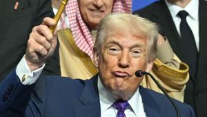 Trump promet 10.000 milions  de dòlars per reconstruir Gaza