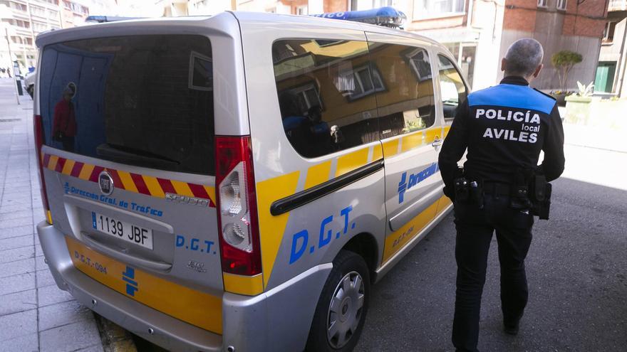 Imagen de archivo de un vehículo de la Policía Local de Avilés.