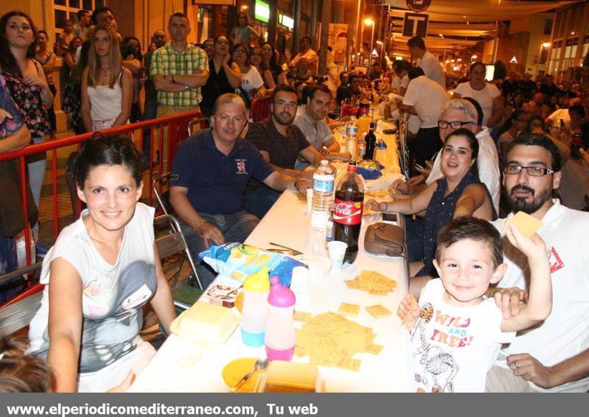 GALERÍA FOTOS -- La gastronomía, protagonista en la avenida de la Murà de Vila-real