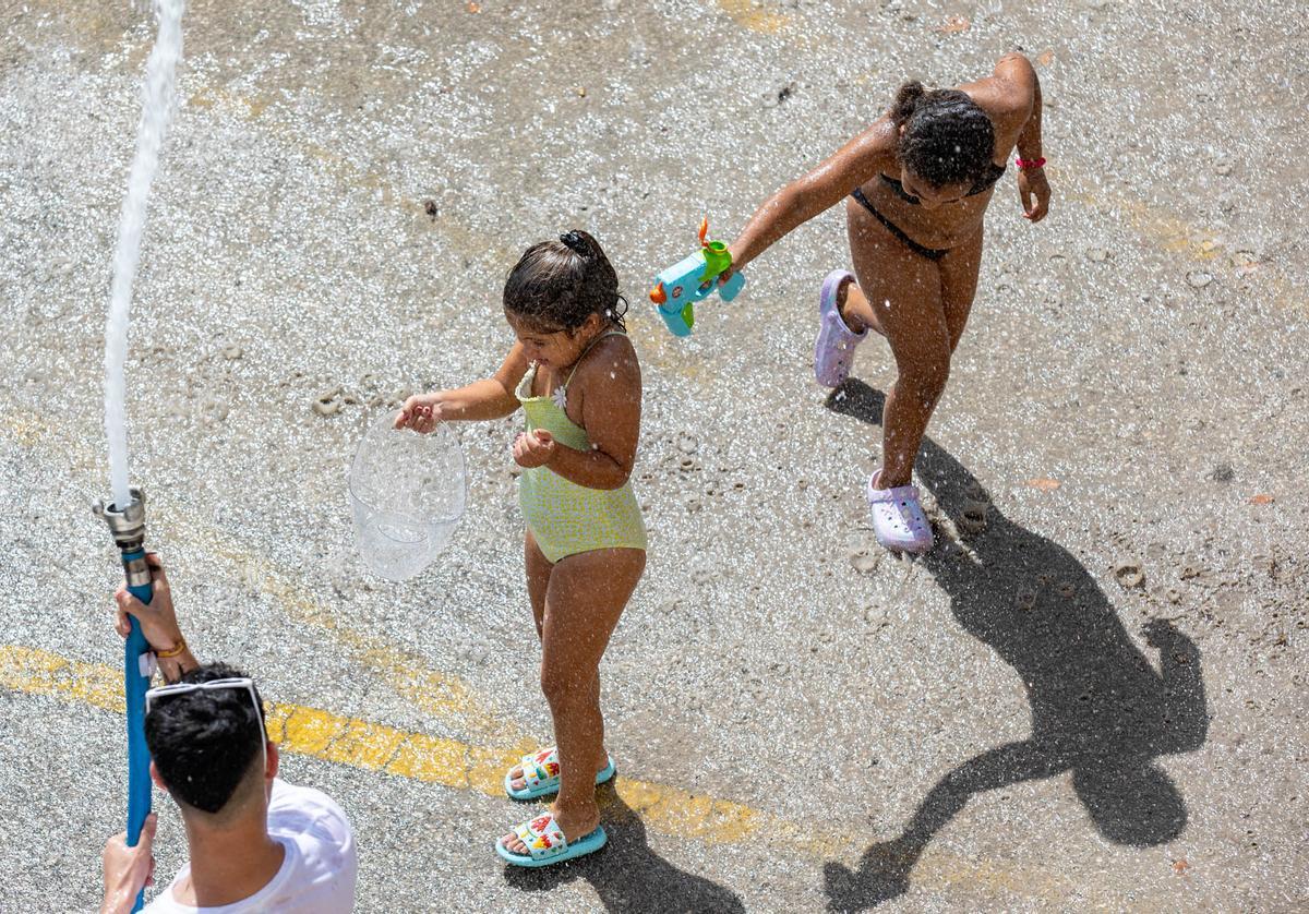 Las imágenes de la banyà de las fiestas de San Roque