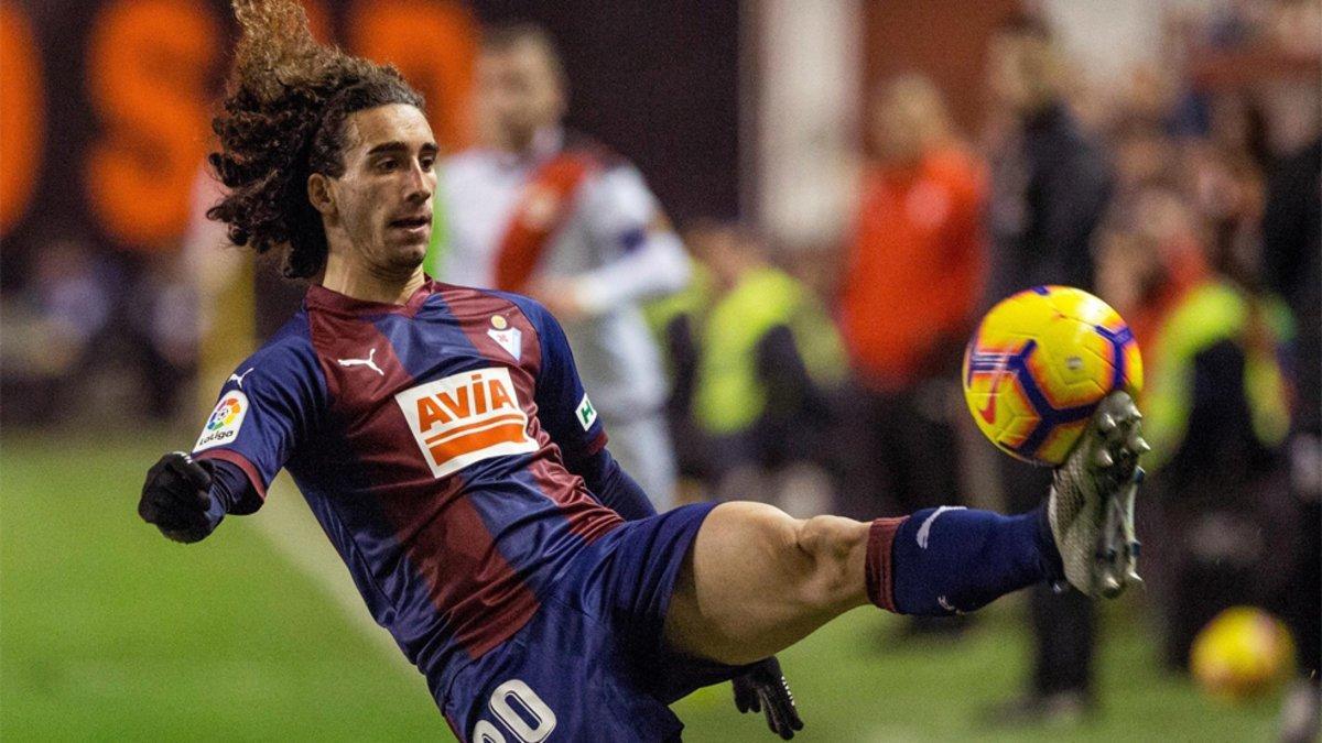 Cucurella, en el partido ante el Rayo Vallecano