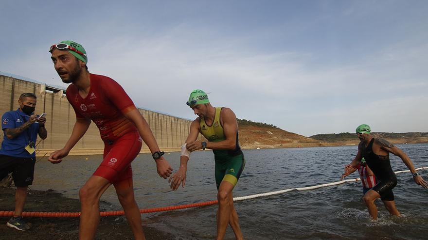 El Triatlón de Posadas, puro espectáculo en el retorno de una cita clásica