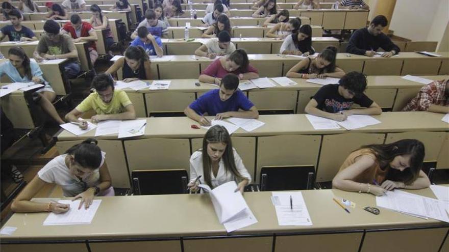 Educación adelantará a julio la Selectividad en Extremadura