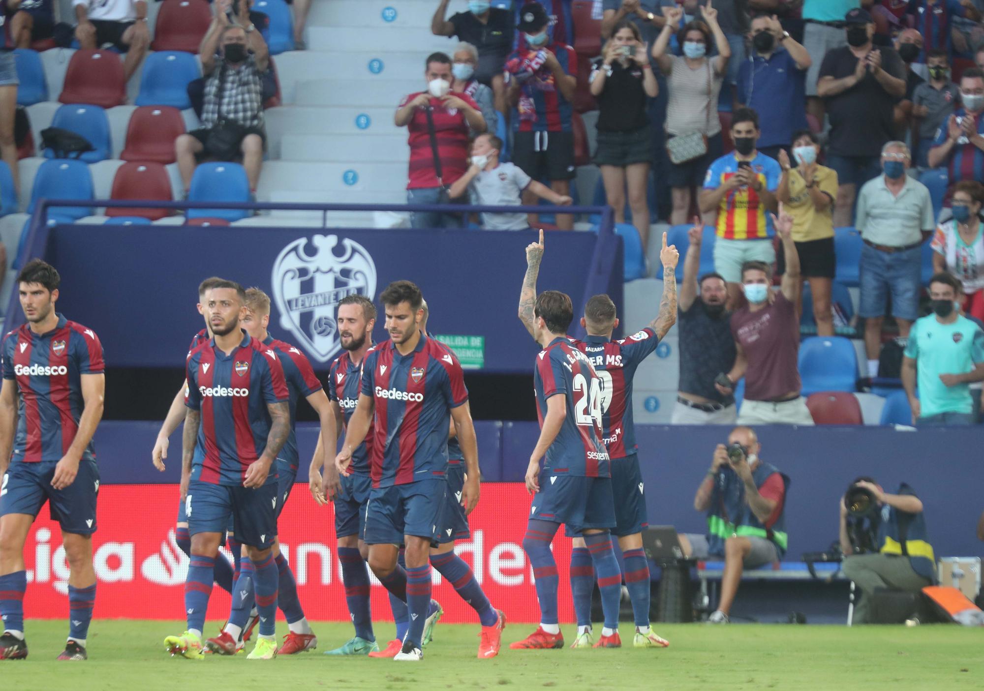 Levante UD - Rayo Vallecano en imágenes