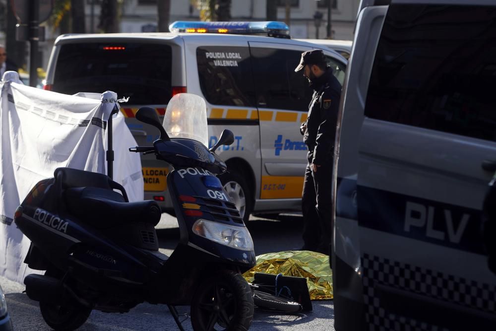 Muere un ciclista tras chocar contra un camión en València