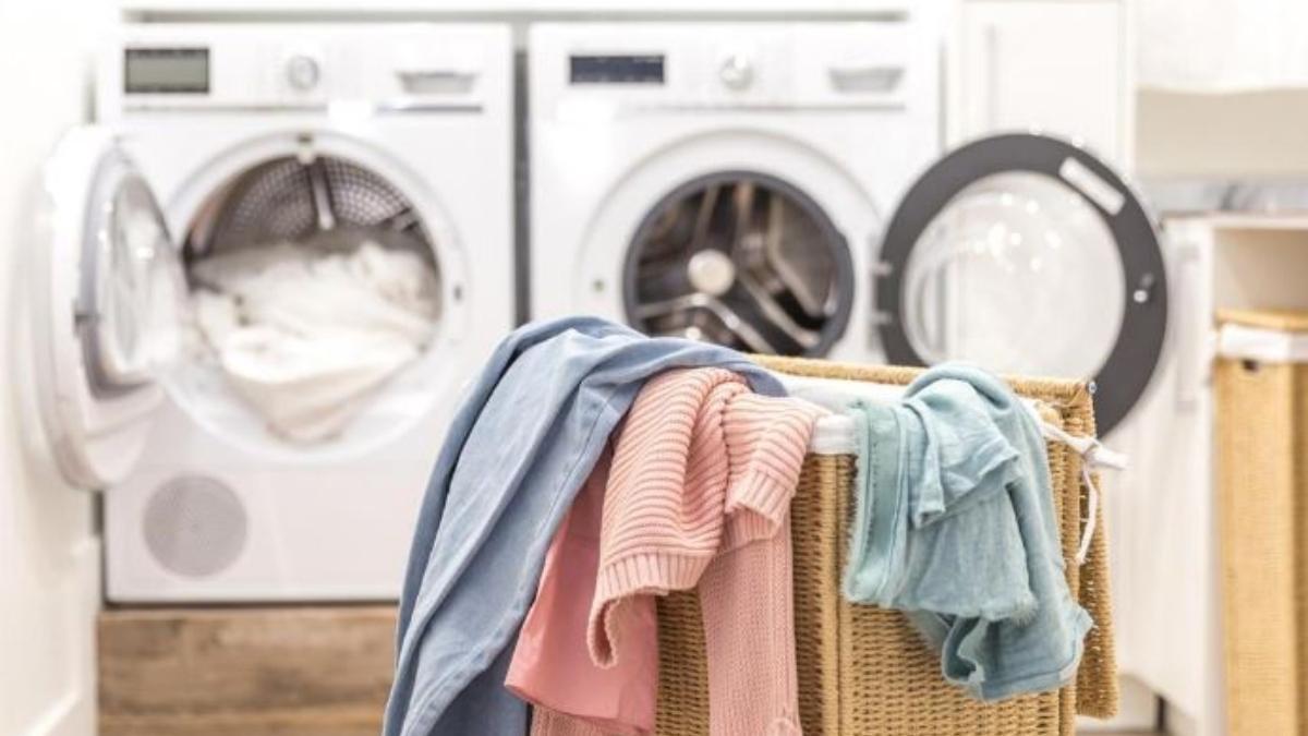 Este es el truco definitivo para que tu ropa quede como nueva después de la lavadora
