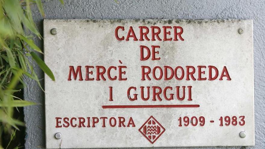 Placa d&#039;un carrer de Girona