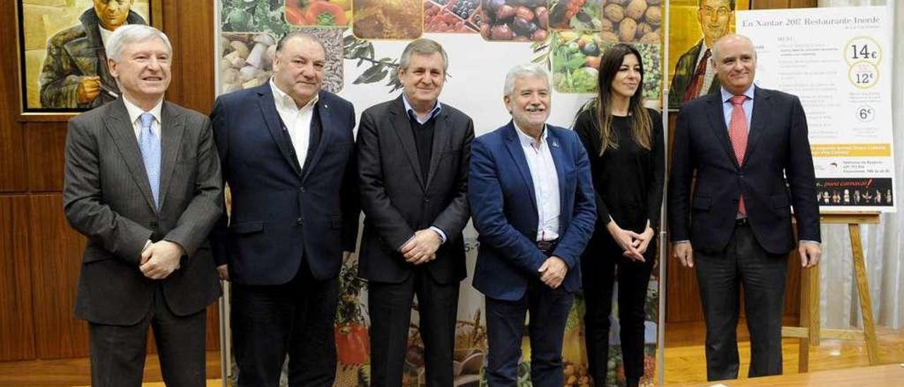 Alejandro Rubín (Expourense), Jesús Quintá (IXP Castaña Galicia), J.Manuel Rodríguez y Rosendo Fernández (Inorde); Mayte González (Marrón Glacé Cuevas) y Javier Soto (Caldaria). // Brais Lorenzo