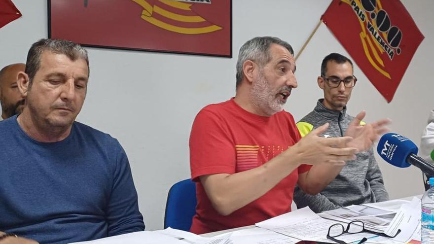 Los sindicatos denuncian un clima de «persecución» a la plantilla en la contrata de limpieza de Acciona en Torrevieja