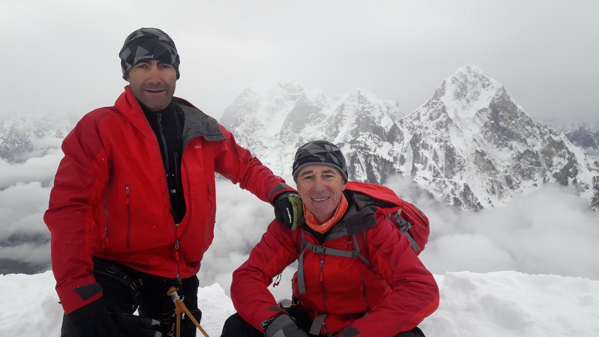 Carlos Cardelle y Alfonso Blas en una escalada anterior.