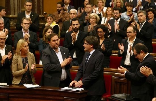 Puigdemont supera la qüestió de confiança