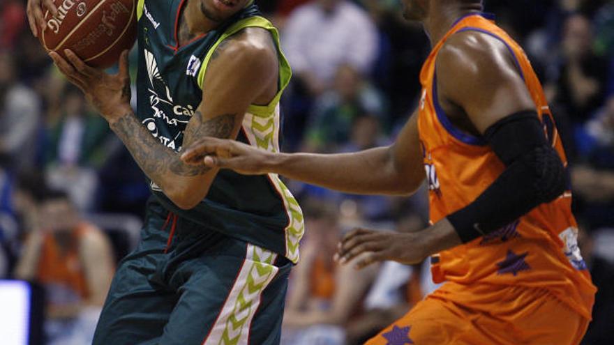 Tarence Kinsey debutó ayer en el Martín Carpena.