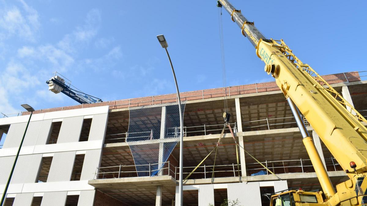 Un edificio en construcción en Sevilla.