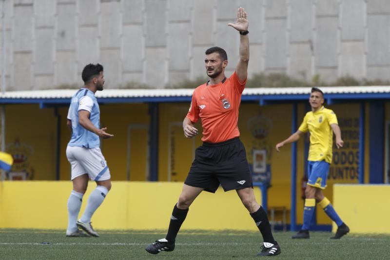 21.04.18 Las Palmas de Gran Canaria. Fútbol tercera división temporada 2017-18. Las Palmas C - Cotillo. Anexo Estadio de Gran Canaria.  Foto Quique Curbelo  | 21/04/2018 | Fotógrafo: Quique Curbelo