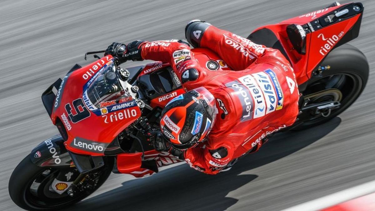 El italiano Danilo Petrucci (Ducati) arrasó el último día de test de Sepang (Malasia).