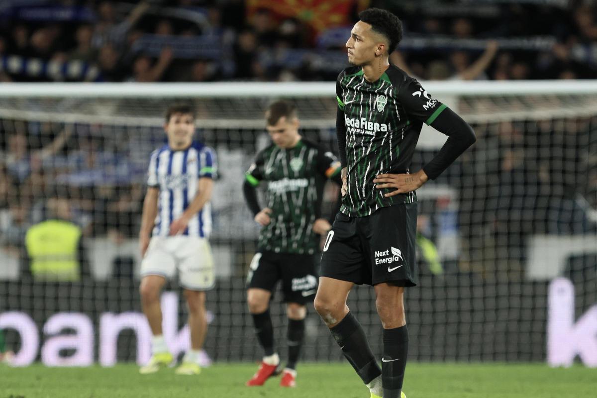 Álvaro Rodríguez se lamenta tras la derrota ante la Real Sociedad
