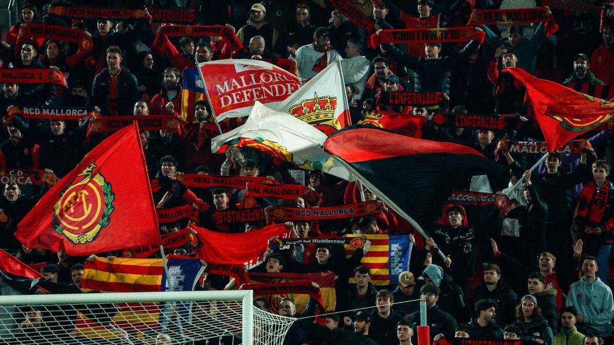 La afición del Mallorca en un encuentro esta temporada en Son Moix.