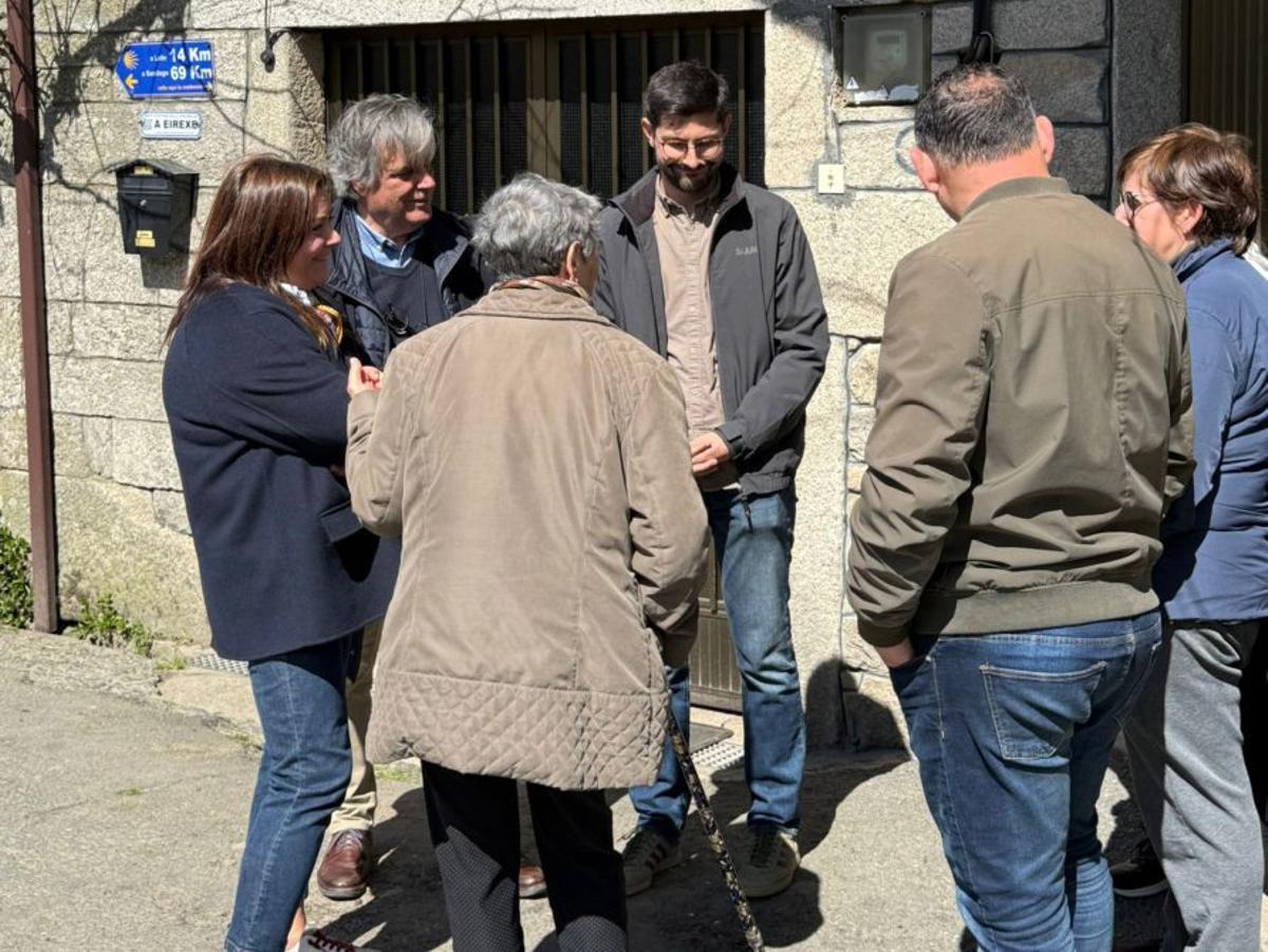 Somoza, Puy y Bayón, con vecinos de Pedroso.