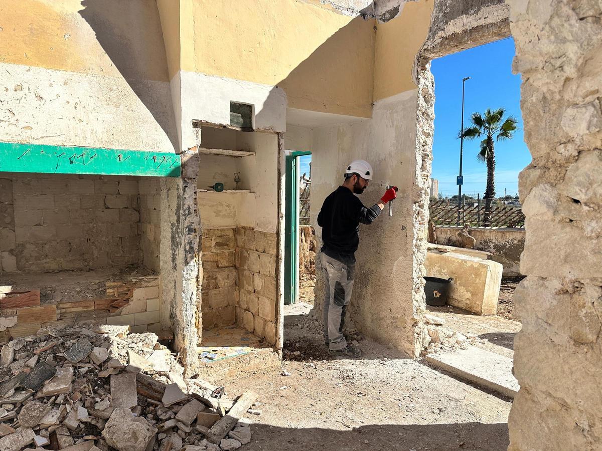 Inicio de las obras en el interior de la finca de Villa Marco.