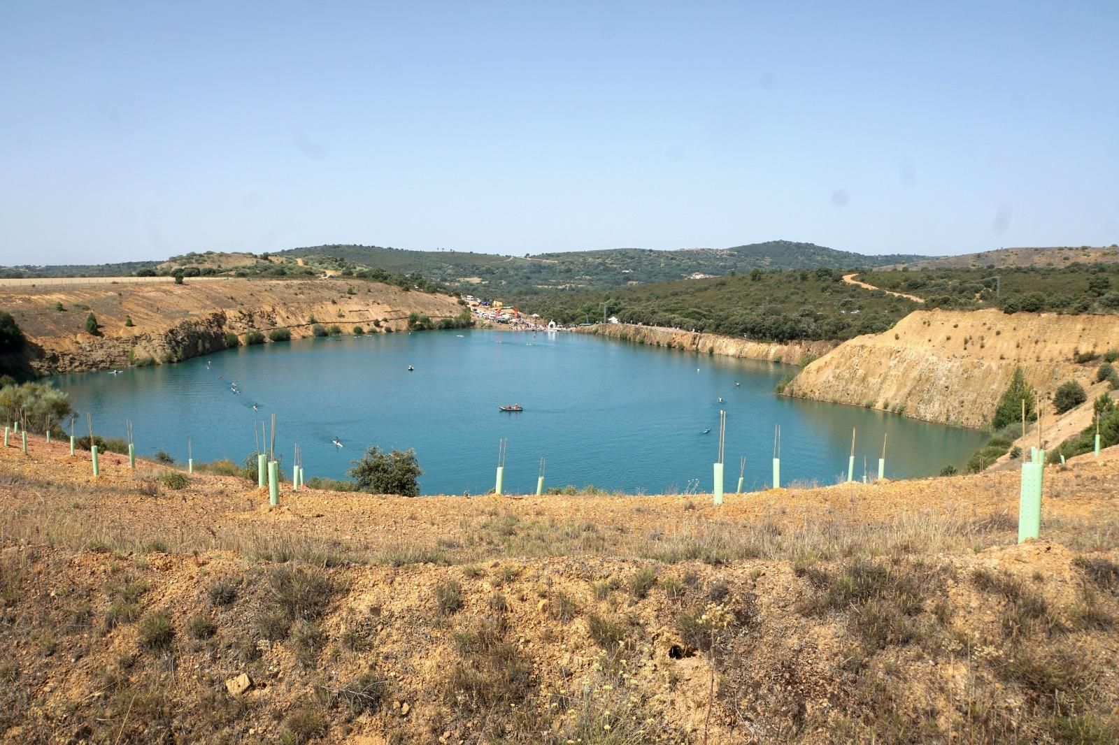 GALERÍA | Campeonato de piragüismo en la nueva "playa" de Aliste: la cantera de San Vicente