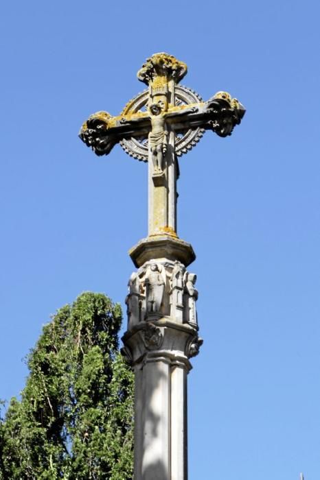 In Lloseta treffen unterschiedliche Kulturen und Baustile aufeinander. Ein Rundgang durch das Dorf in denen sich die Spuren der Vergangenheit bis zur Gegenwart wieder spiegeln.