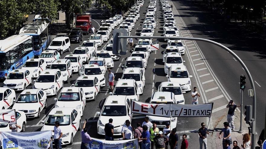 Madrid concentra casi 5.000 licencias de VTC frente a 15.517 taxis