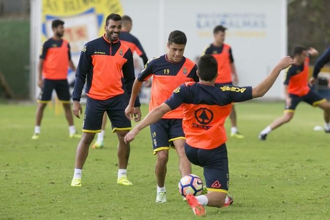 FÚTBOL PRIMERA DIVISIÓN UD LAS PALMAS