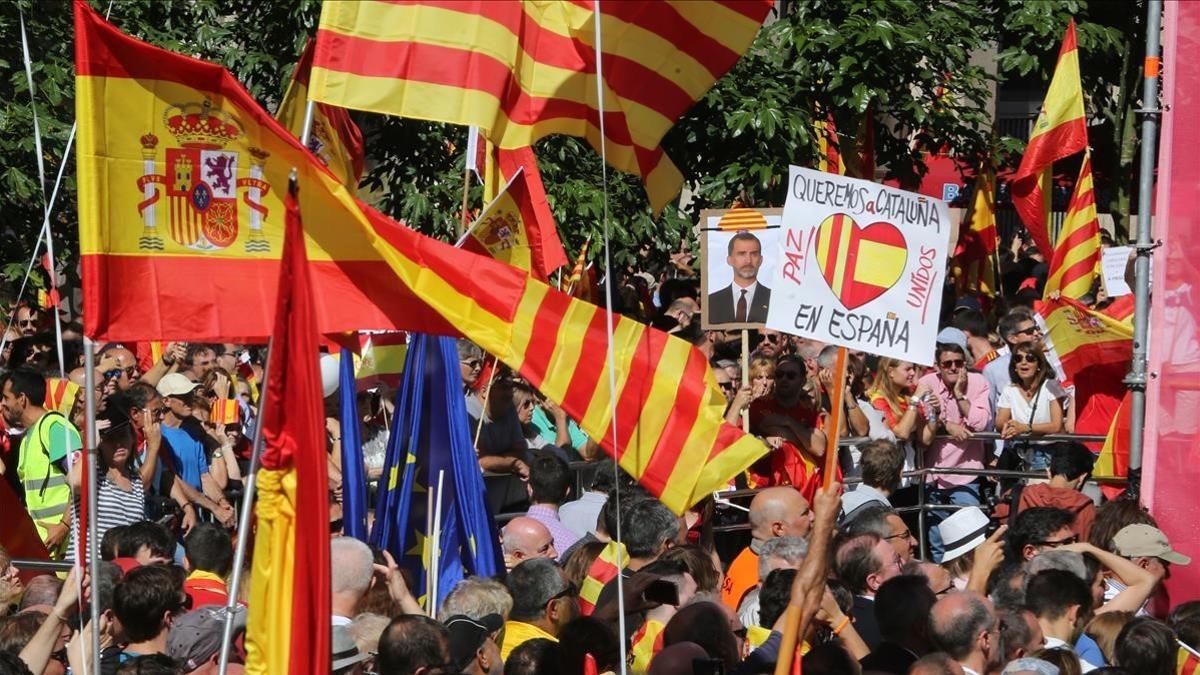 Imágenes de la marcha de los no Independentistas