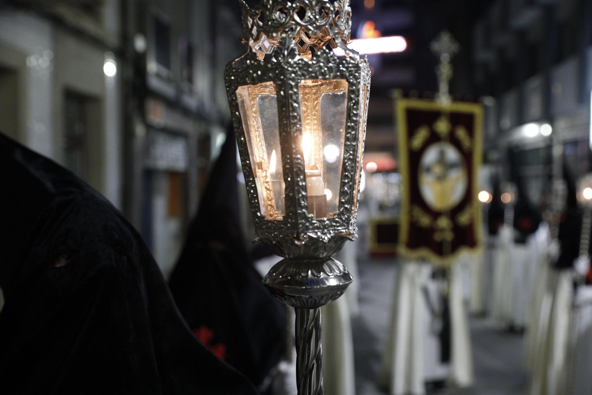 En imágenes: Así fue la multitudinaria procesión del Jueves Santo en Gijón