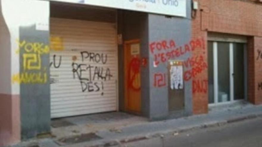 Piden cuatro años de prisión para militantes de Democracia Nacional por unas pintadas neonazis en Gavà