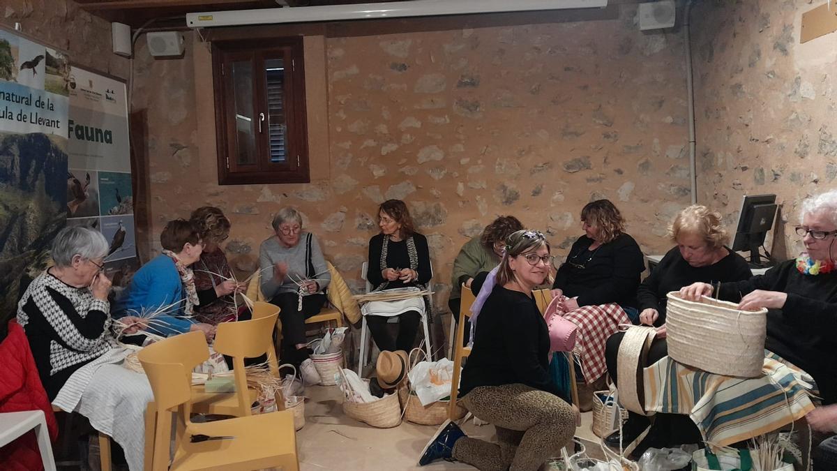 Una de las reuniones en el Parc de Llevant.