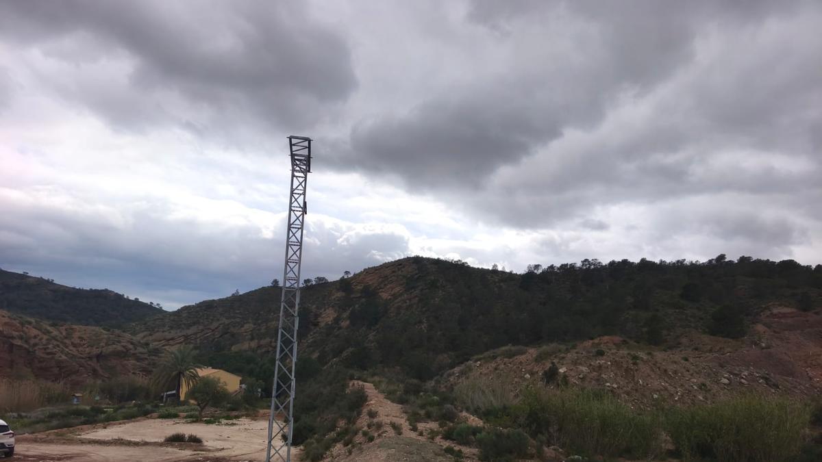 Nuevo tendido eléctrico en la Reserva Natural Fluvial del Río Chícamo.