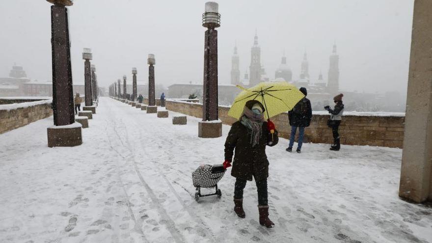 La DGA avisa: la tormenta de nieve continuará este domingo