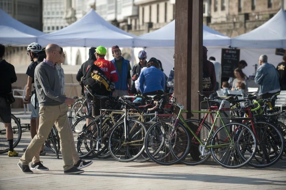 Los mensajeros se apuntan a las carreras en bicicleta