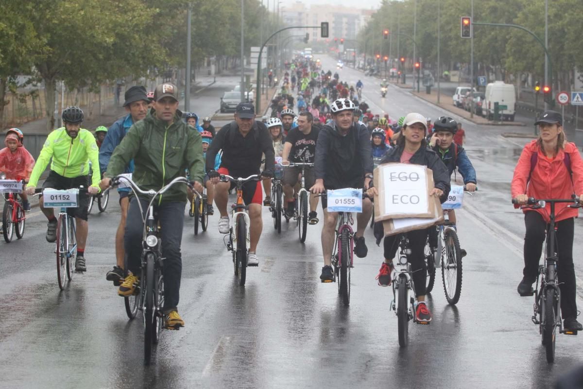 La Fiesta de la Bicicleta desafía a la lluvia