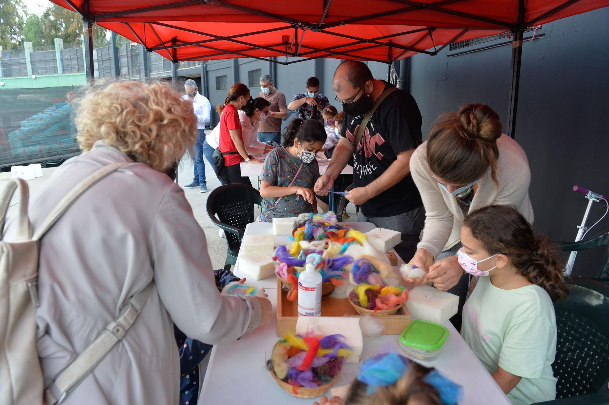 Feria de artesanía y talleres por las fiestas de San Juan en Telde