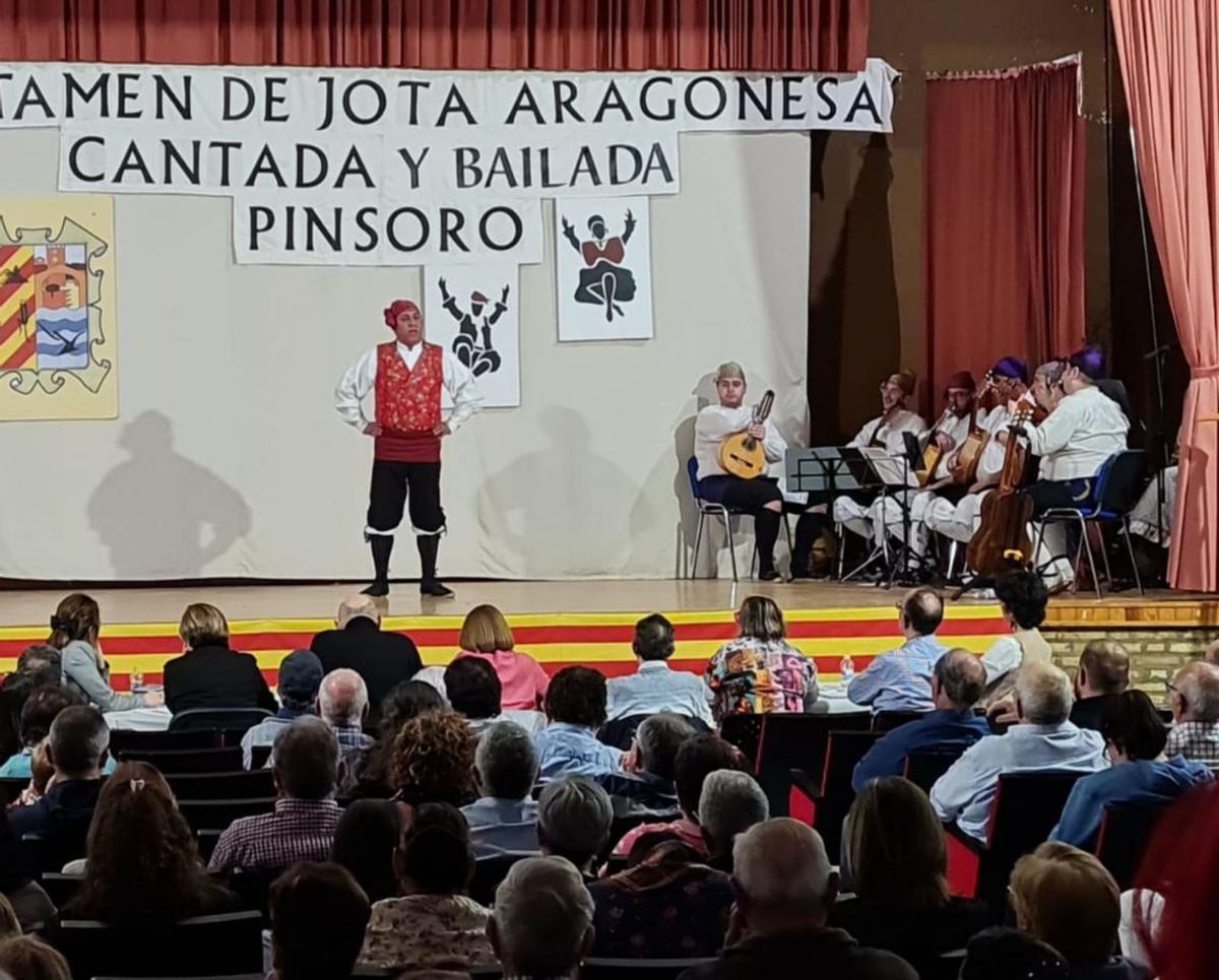 Canto masculino senior. | SERVICIO ESPECIAL