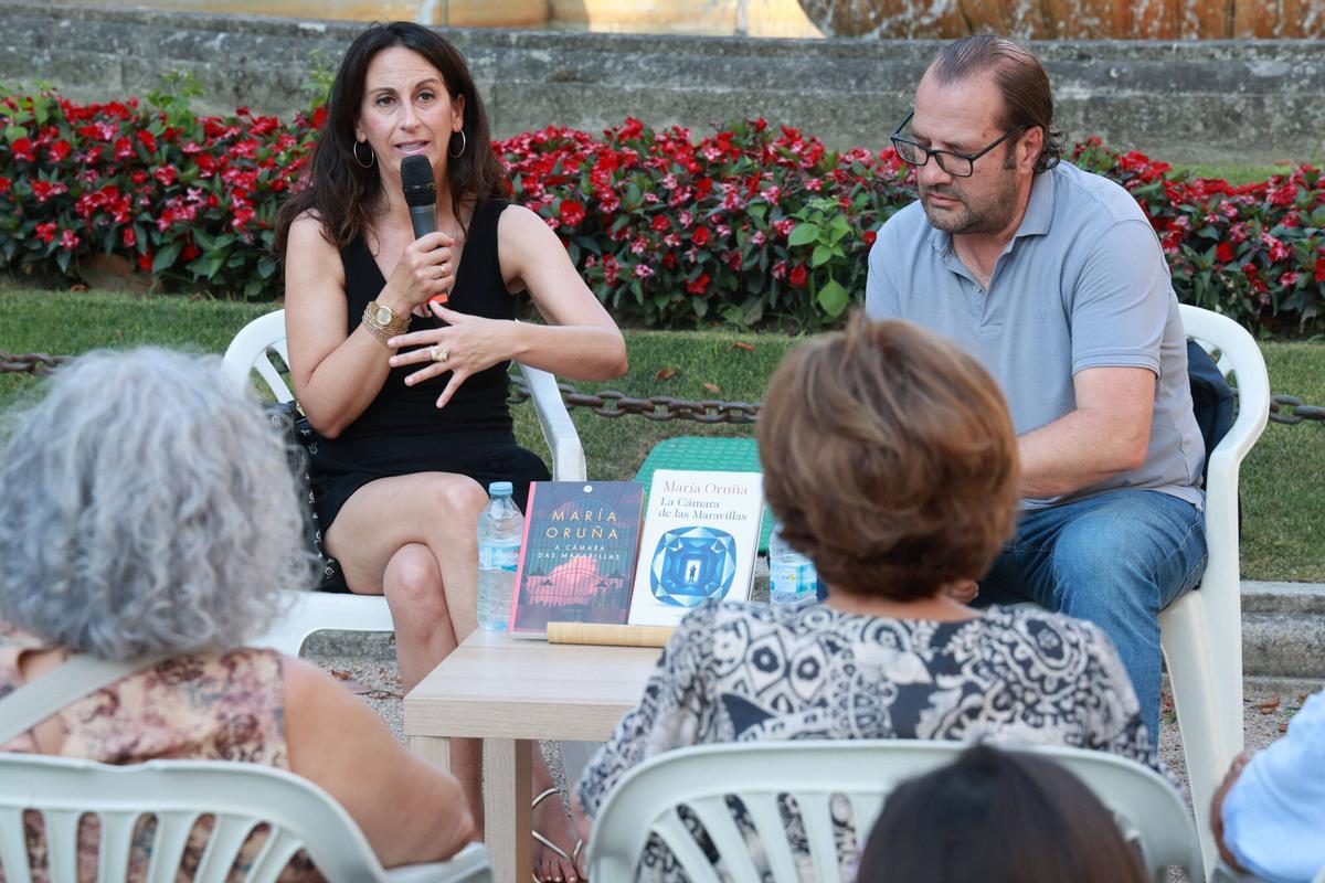 María Oruña conversa con los lectores.