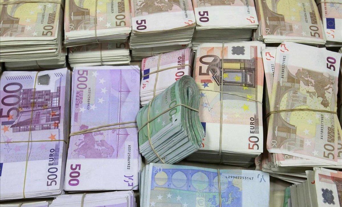 El BCE retiró de la circulación más de 467.000 billetes falsos durante  2023, sobre todo de 20 y 50 euros