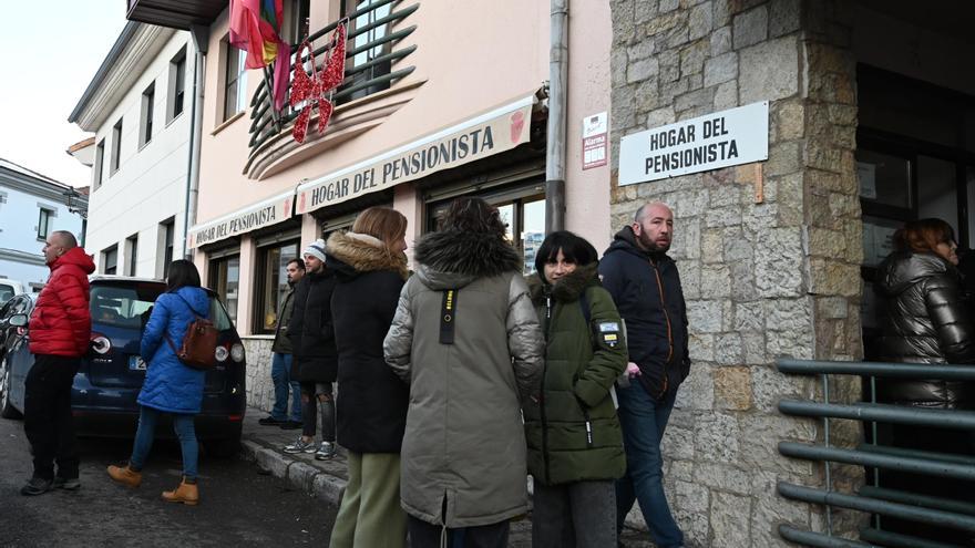 ¿Quién pagará ahora los cuatro millones del Gordo de Navidad que faltan en Villamanín? Los vendedores piden, en mitad de la crispación, que se renuncie a una parte del premio para poder cobrarlo
