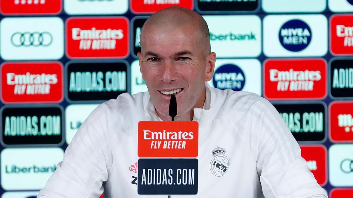Zidane podrá sentarse mañana en el banquillo