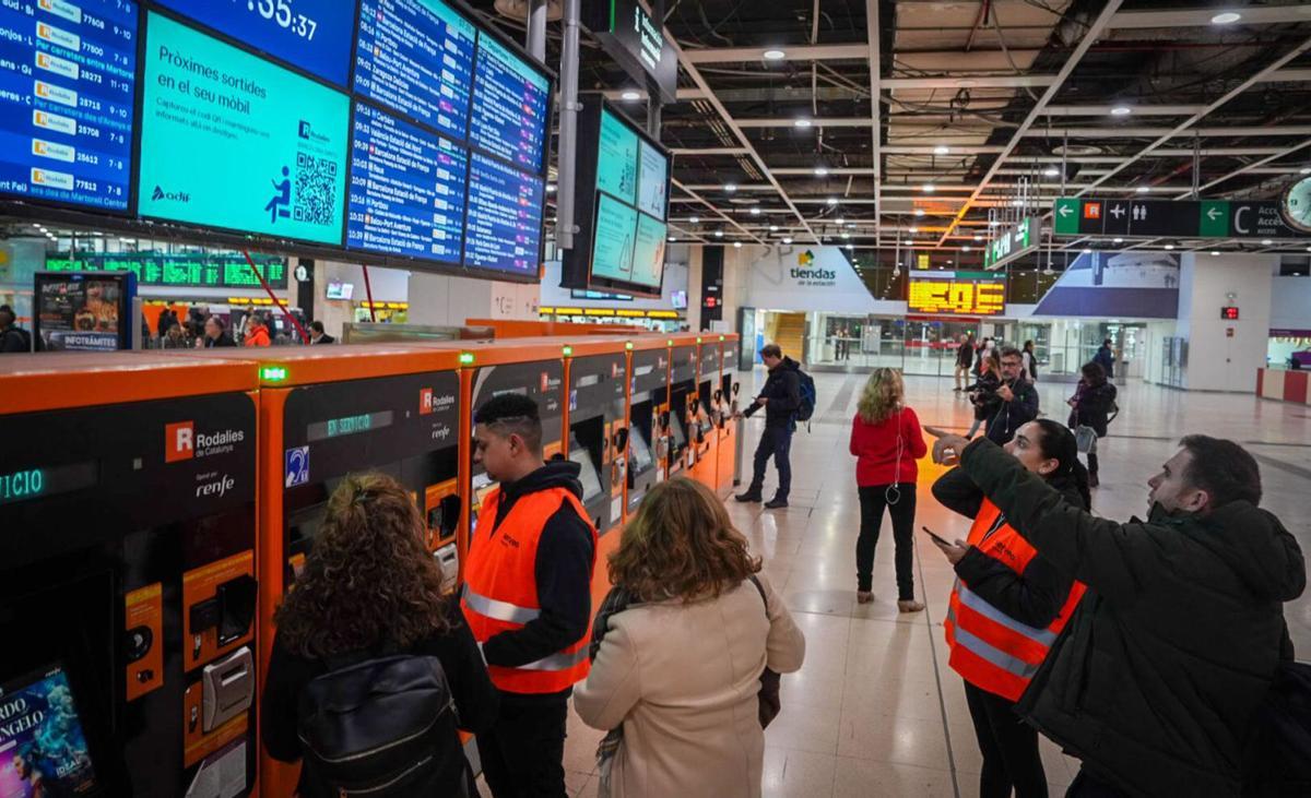 El Govern mantindrà fins al 2028 la rebaixa en el transport públic