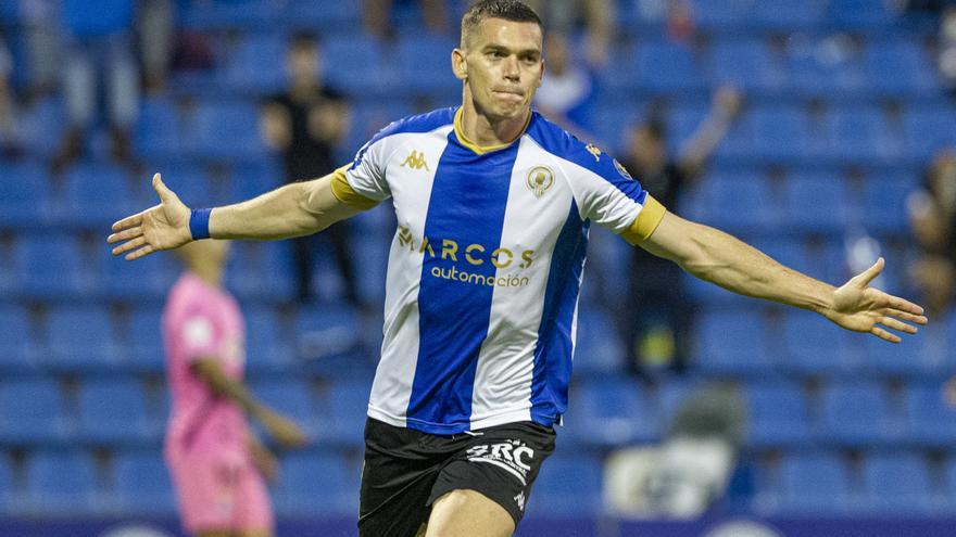 Hércules CF | Jack Harper, con un golpe en el pulgar del pie, no puede entrenar y es duda para jugar en Manresa