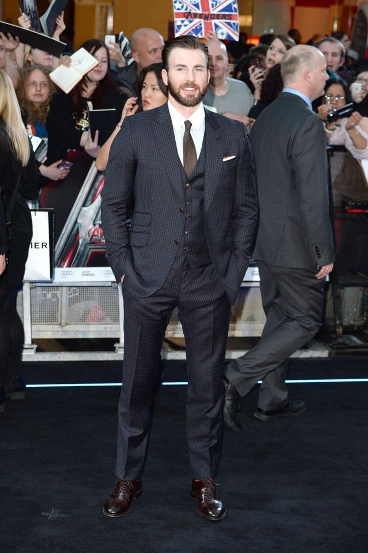 Chris Evans en el estreno londinense de 'Los Vengadores: la era de Ultrón'