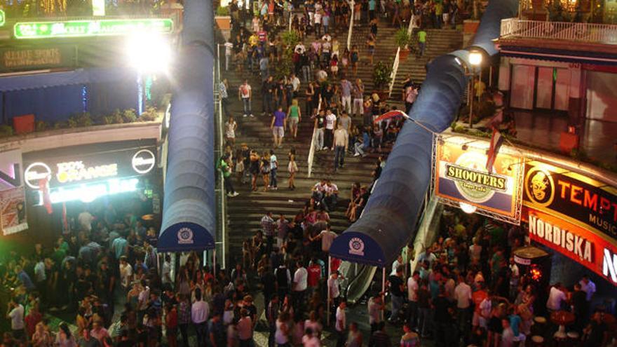 El Ayuntamiento elabora un censo de locales ruidosos en Plaza Maspalomas