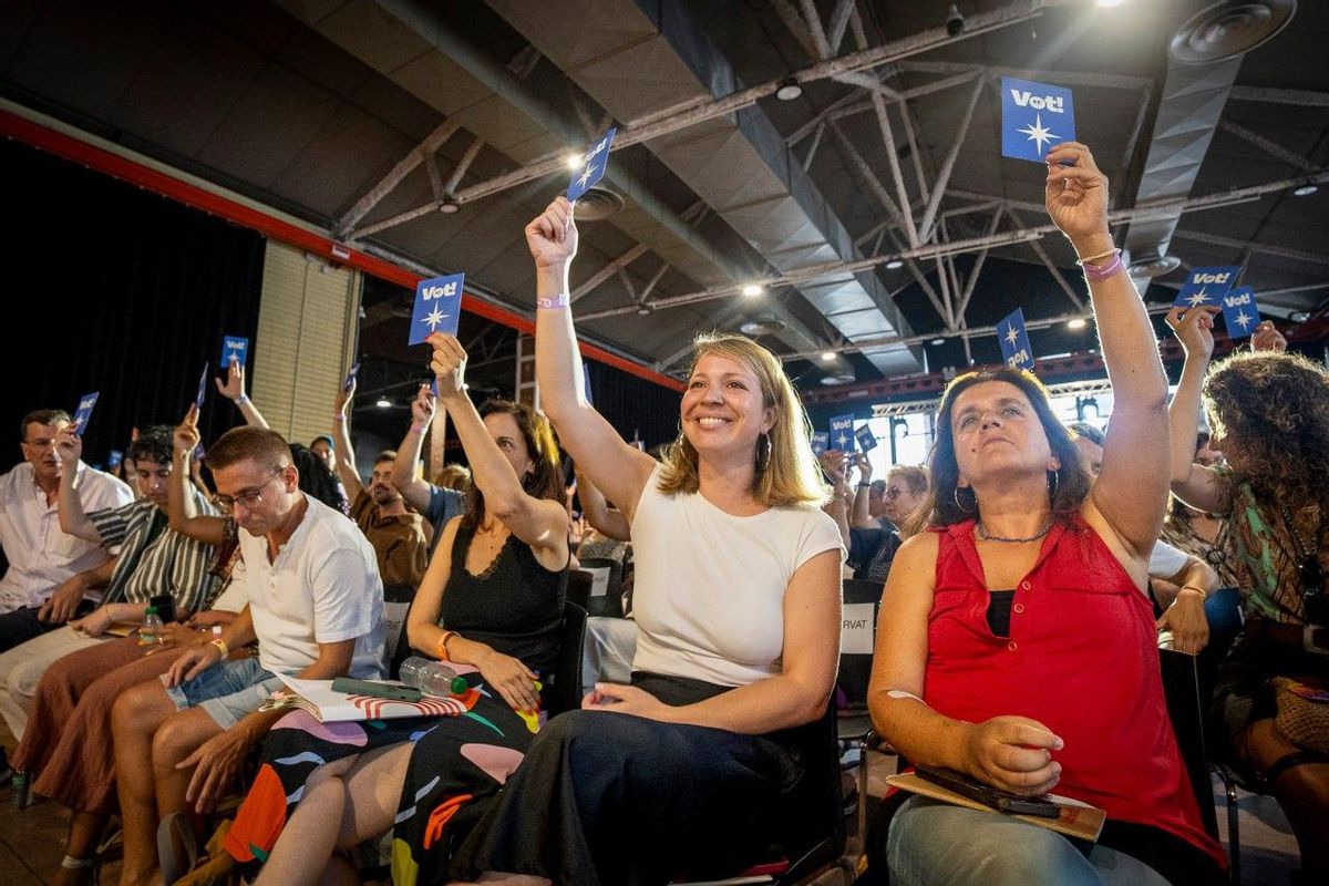 Janet Sanz y Gemma Tarafa, en el congreso de Barcelona en Comú