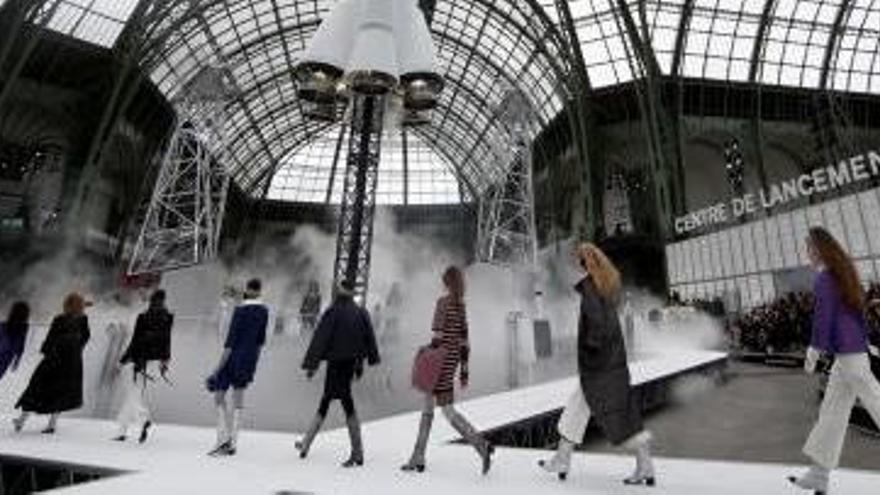 El Chanel galàctic i futurista arriba a París