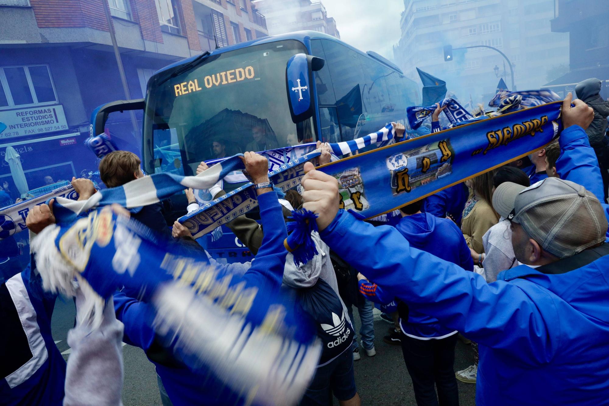 EN IMÁGENES: Ambiente antes del partido entre el Real Oviedo y el Andorra