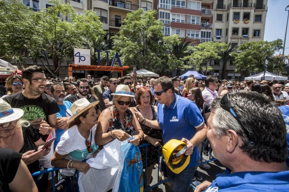 La mascletà de la pirotecnia Piromart no entrará en concurso al no llegar al tiempo mínimo exigido. Disparo correcto, sin alardes, en su debut en la Península