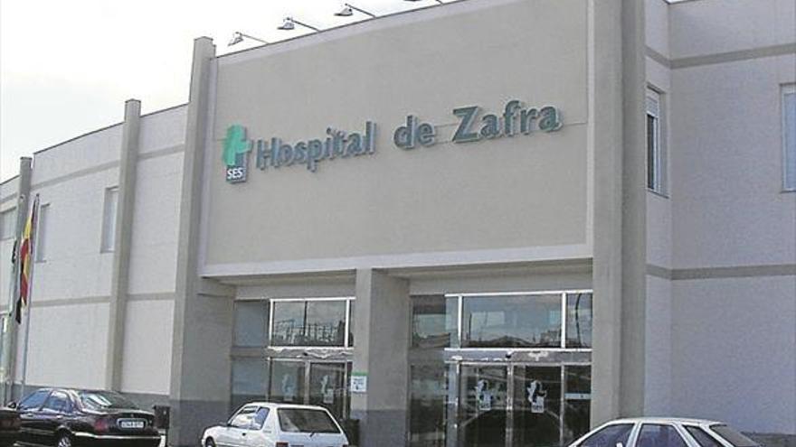 Herido grave un joven en un accidente entre un coche y una motocicleta a la altura de Zafra